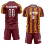 Burgunder Fußballform Benutzerdefiniertes Weiß-Gold-Trikot Abstrakte Uniform Sublimation Burgunder Fußballform Benutzerdefiniertes Weiß-Gold-Trikot Abstrakte Uniform Sublimation
