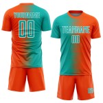 Uniform Aqua-Weiß Linie Benutzerdefinierte Orange Sublimation Gradienten Fußball Jersey